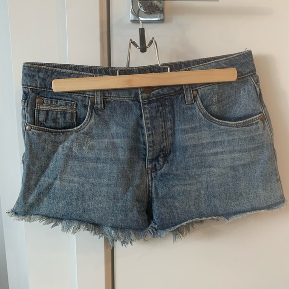 BP shorts - Picture 2 of 5